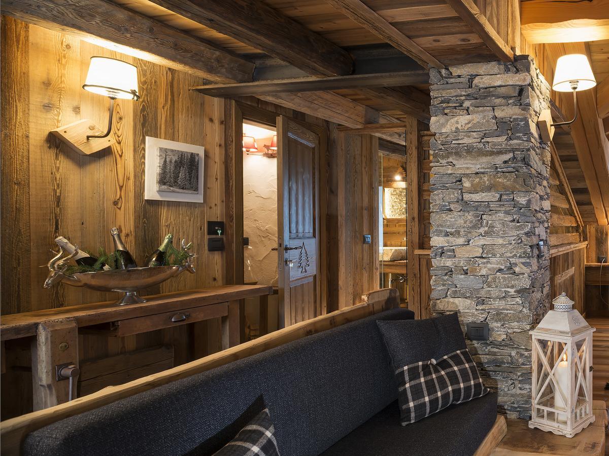 Bed & Breakfast Anisor - Parblanc La Salle Buitenkant foto