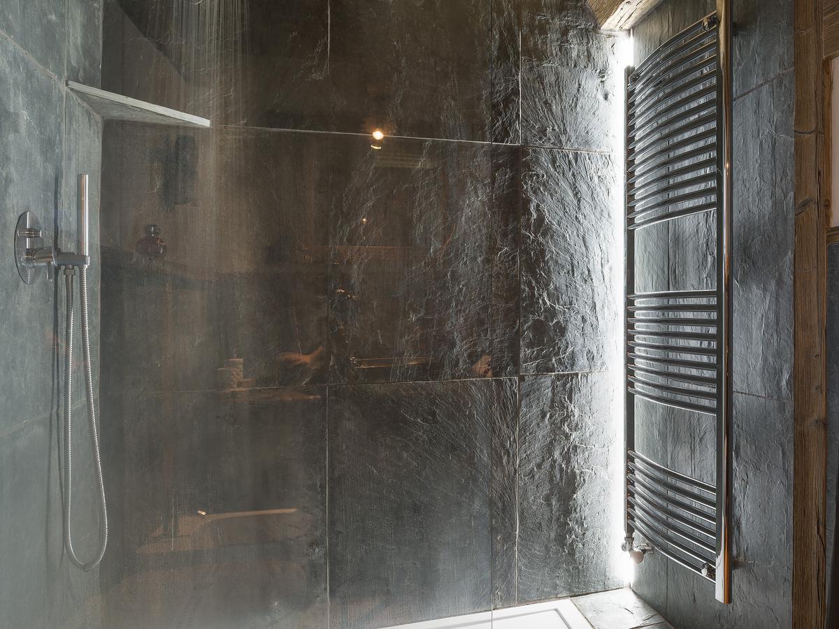 Bed & Breakfast Anisor - Parblanc La Salle Buitenkant foto