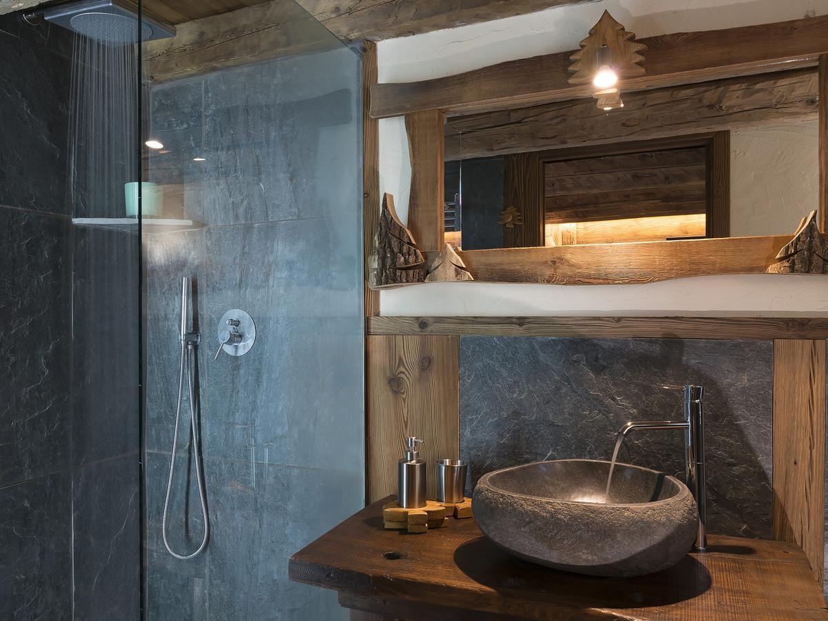 Bed & Breakfast Anisor - Parblanc La Salle Buitenkant foto