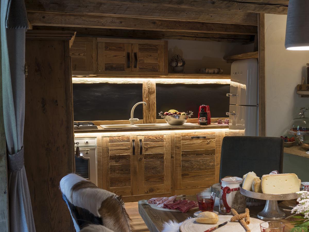 Bed & Breakfast Anisor - Parblanc La Salle Buitenkant foto