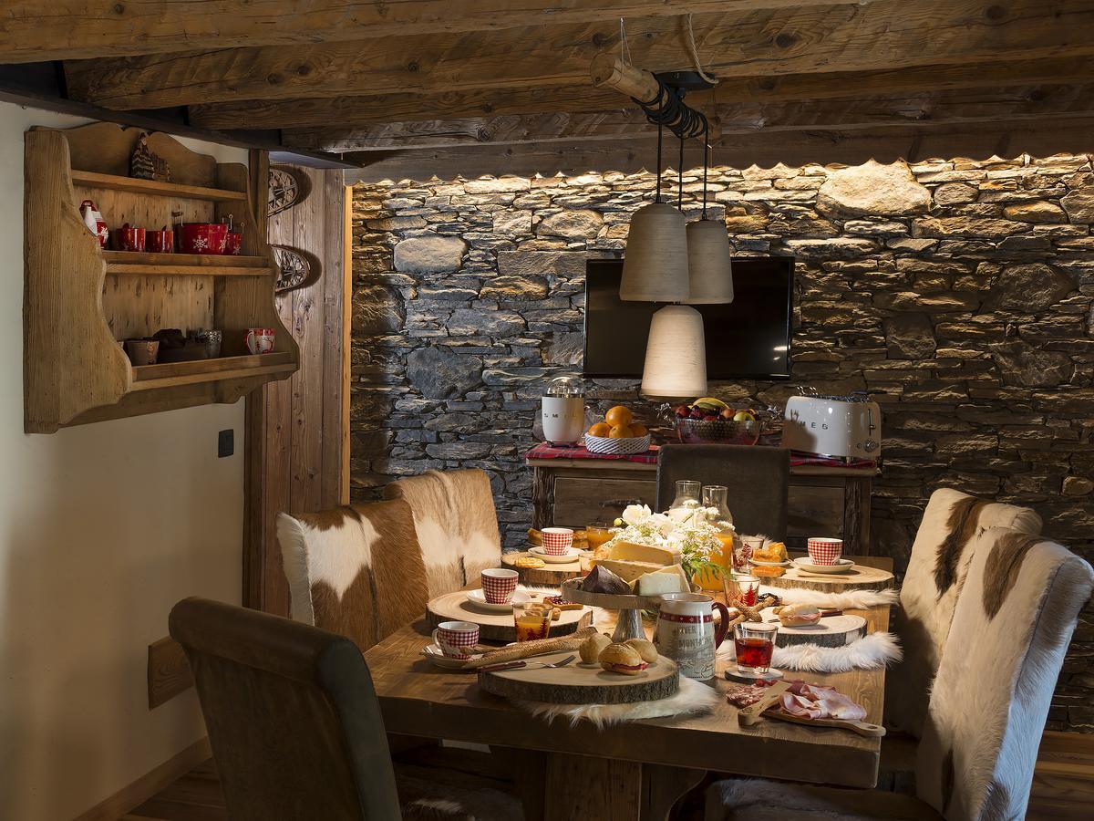 Bed & Breakfast Anisor - Parblanc La Salle Buitenkant foto